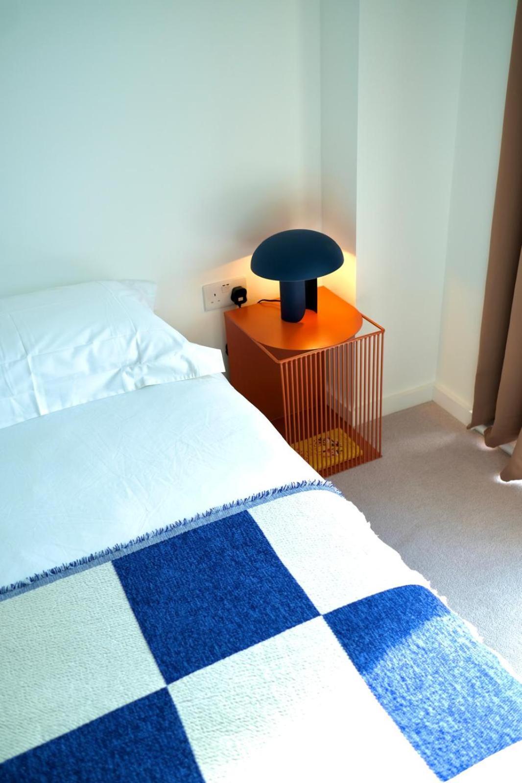 Waterview With Ultra Fast Wifi Close To Excel And O2, Corporates And Contractors Welcome Appartamento Londra