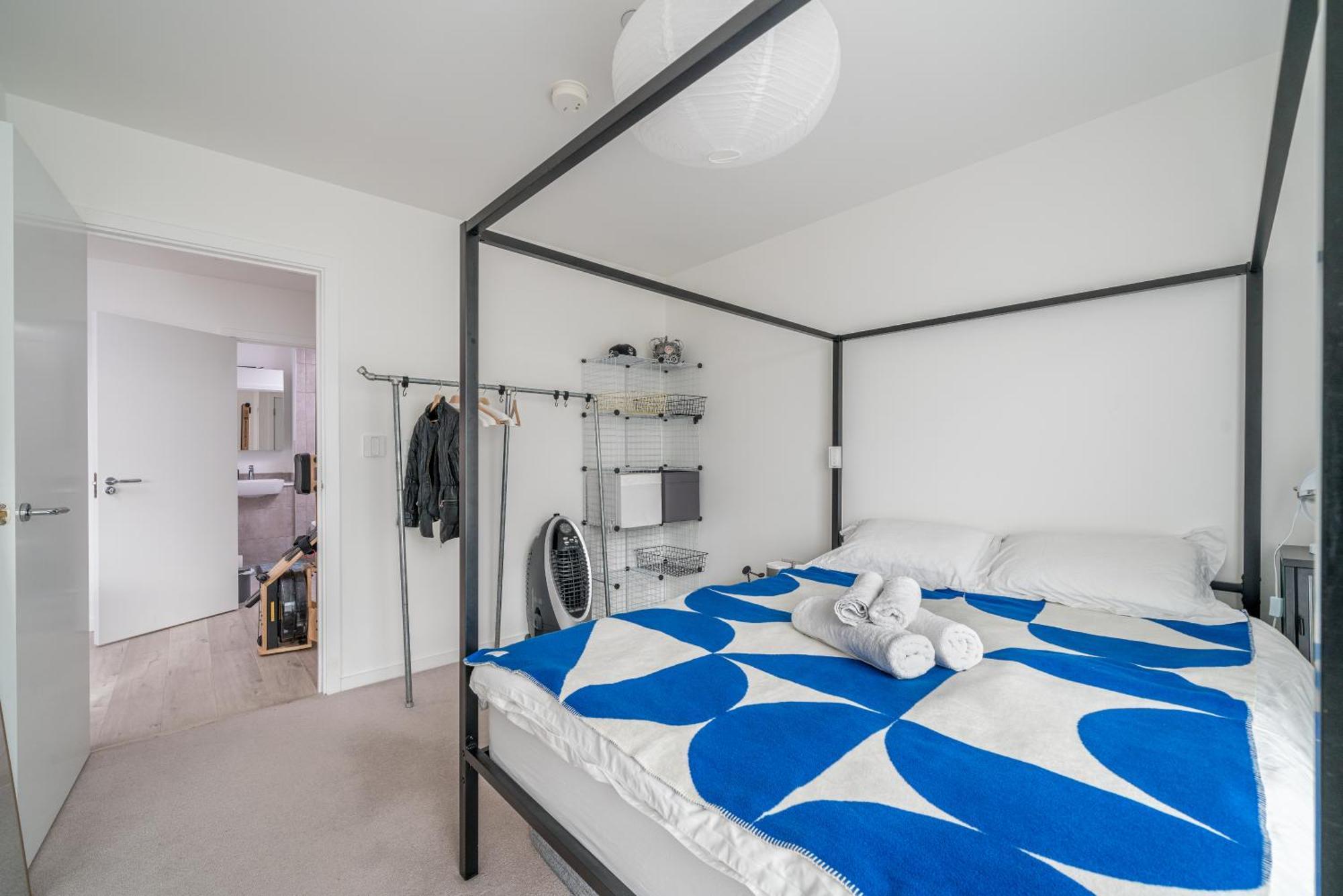 Waterview With Ultra Fast Wifi Close To Excel And O2, Corporates And Contractors Welcome *