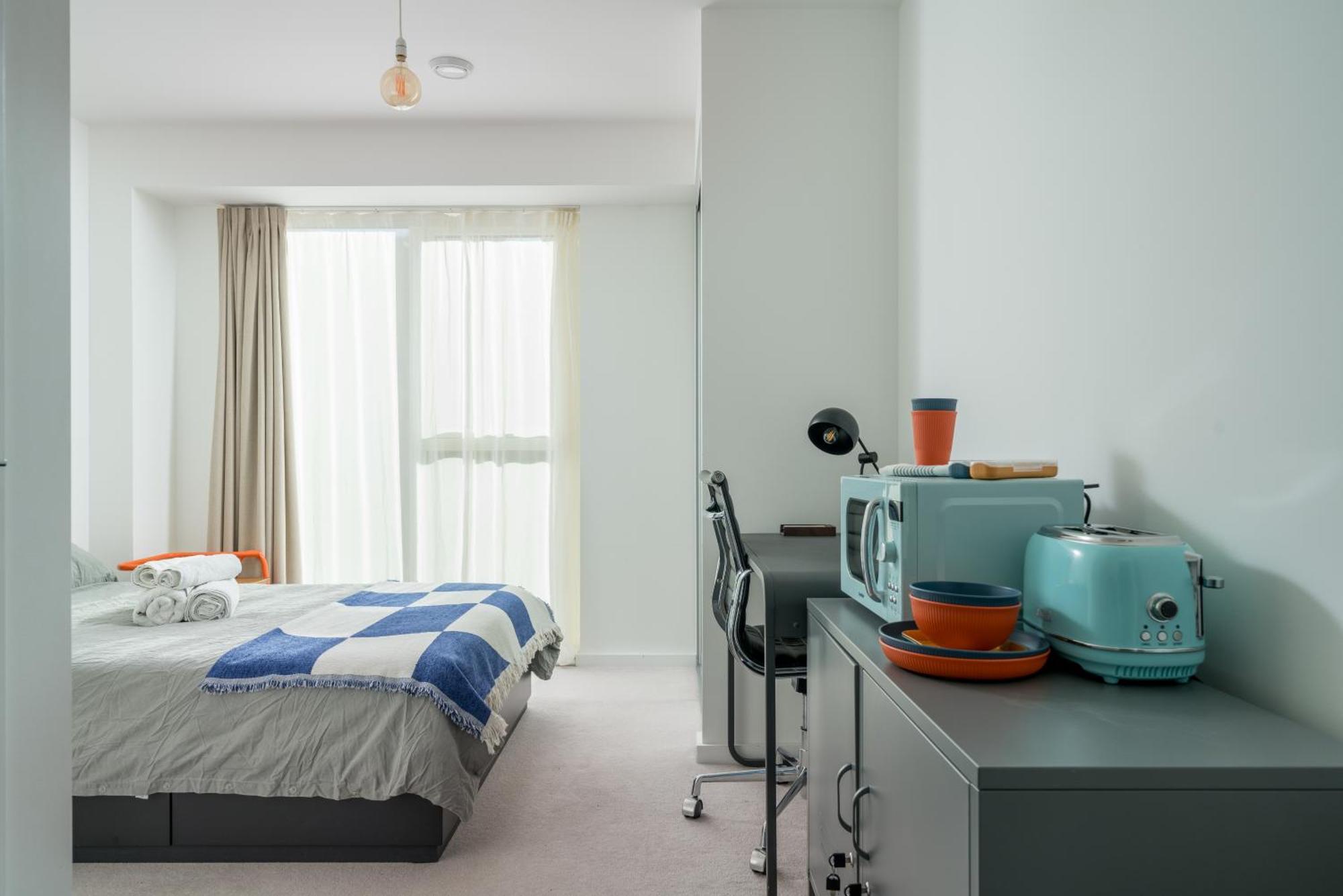 Apartment Waterview With Ultra Fast Wifi Close To Excel And O2, Corporates And Contractors Welcome *